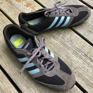 Adidas Neo label size 10 EUC brown + aqua sneakers Y2K